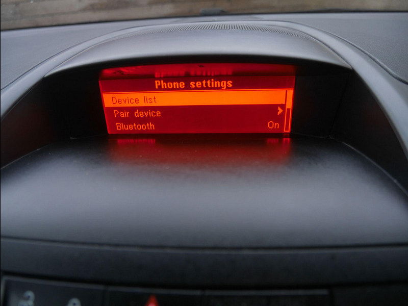 Vauxhall Zafira Tourer 1.4i Turbo SRi MPV 5dr Petrol Manual Euro 6 (140 ps) 5dr Manual 2026