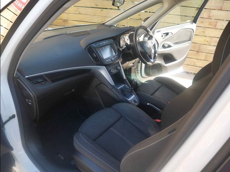 Vauxhall Zafira Tourer 2.0 CDTi SRi Euro 6 (s/s) 5dr 5dr Manual 2025