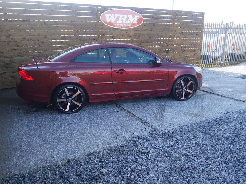 Volvo C70 2.0D SE Lux Convertible 2dr Diesel Manual Euro 4 (136 ps) 2dr Manual 2026