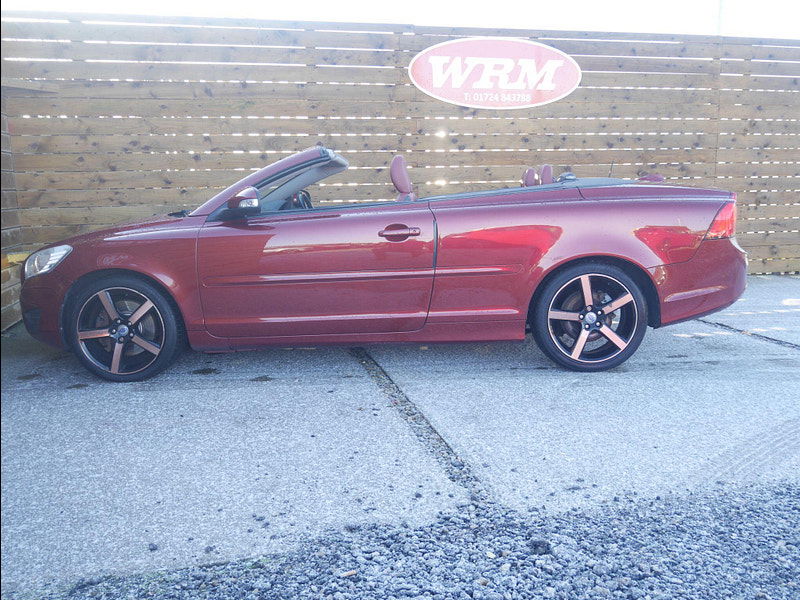 Volvo C70 2.0D SE Lux Convertible 2dr Diesel Manual Euro 4 (136 ps) 2dr Manual 2026