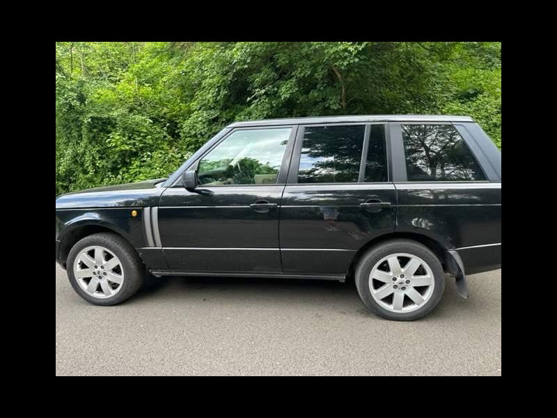 Land Rover Range Rover 3.0 Td6 Vogue Auto 4WD 5dr 5dr Automatic 2024