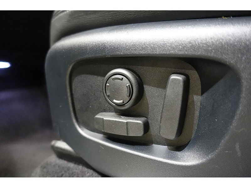 Land Rover Range Rover Sport 3.0 SD V6 HSE SUV 5dr Diesel Auto 4WD Euro 6 (s/s) (306 ps) 5dr Automatic 2025