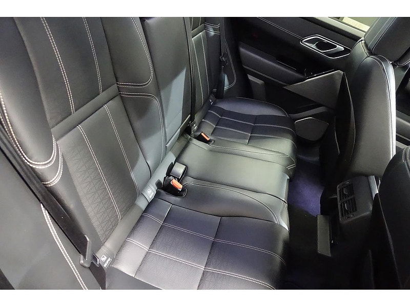 Land Rover Range Rover Velar 3.0 SD6 V6 R-Dynamic HSE SUV 5dr Diesel Auto 4WD Euro 6 (s/s) (300 ps) 5dr Automatic 2025