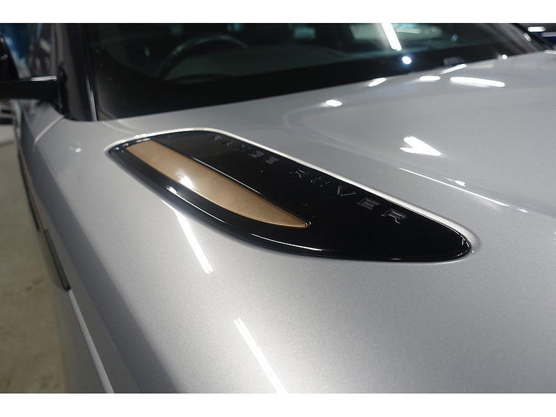 Land Rover Range Rover Velar 3.0 SD6 V6 R-Dynamic HSE SUV 5dr Diesel Auto 4WD Euro 6 (s/s) (300 ps) 5dr Automatic 2025