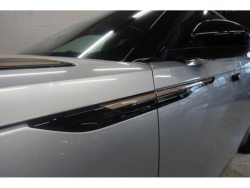 Land Rover Range Rover Velar 3.0 SD6 V6 R-Dynamic HSE SUV 5dr Diesel Auto 4WD Euro 6 (s/s) (300 ps) 5dr Automatic 2025