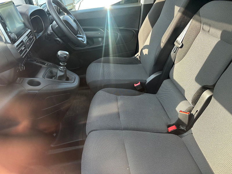 Citroen Berlingo 1.5L 1000 Enterprise Professional Blue HDi  Diesel Manual Euro 6 (101 bhp) 5dr Manual 2025