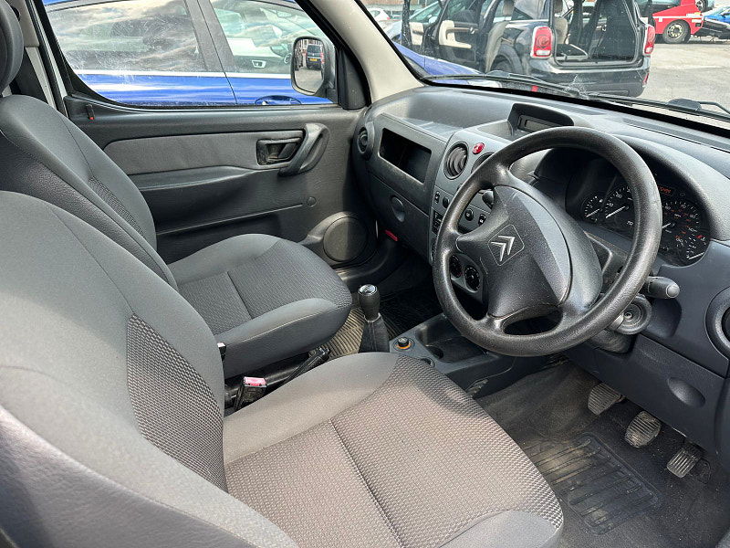 Citroen BERLINGO VAN 1.6L Berlingo 600 HDi Enterprise 75 Diesel Manual Euro 4 (74 bhp) 5dr Manual 2025