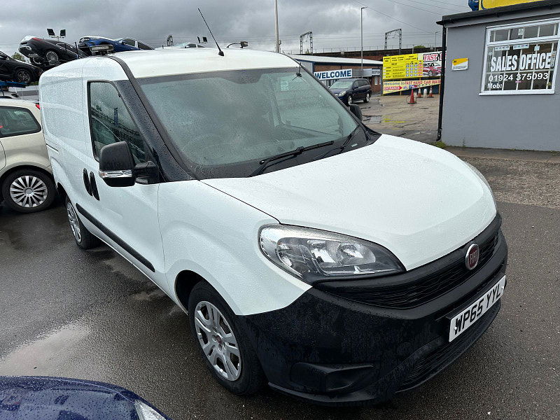 Fiat DOBLO CARGO 1.2L Doblo 16V MultiJet Diesel Manual Euro 5 (90 bhp) 6dr Manual 2025