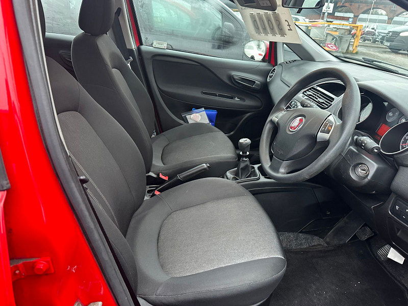 Fiat Punto 1.2L Pop+ Hatchback 5dr Petrol Manual Euro 6 (69 bhp) 5dr Manual 2025