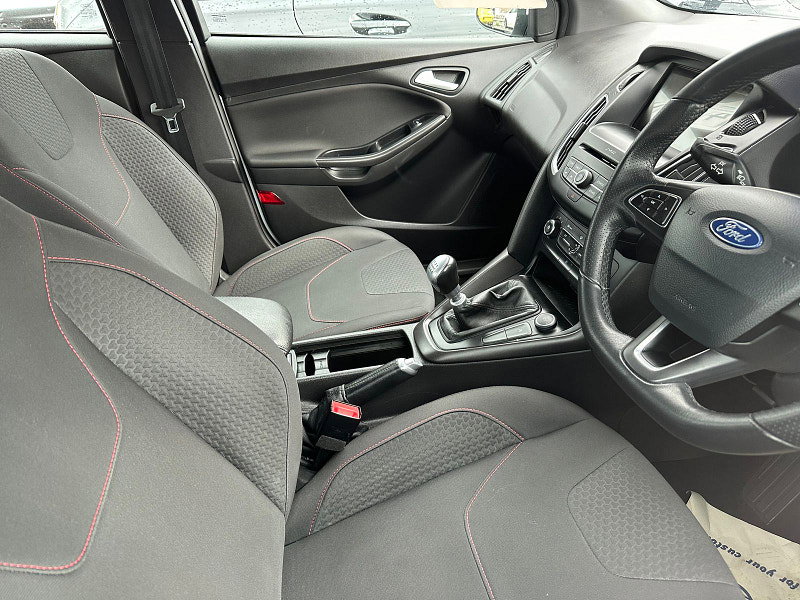 Ford Focus 1.0T EcoBoost ST-Line Hatchback 5dr Petrol Manual Euro 6 (s/s) (125 ps) 5dr Manual 2026