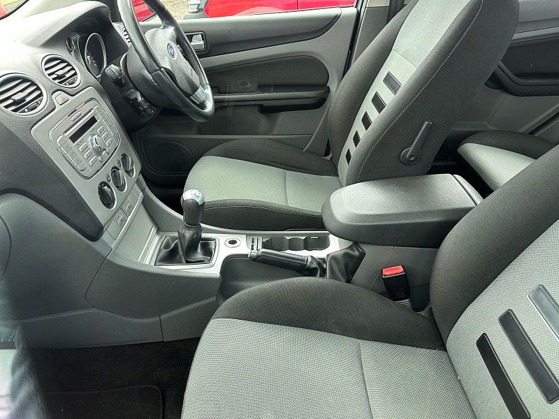 Ford Focus 1.6L Zetec 100 Hatchback 5dr Petrol Manual Euro 4 (100 bhp) 5dr Manual 2025