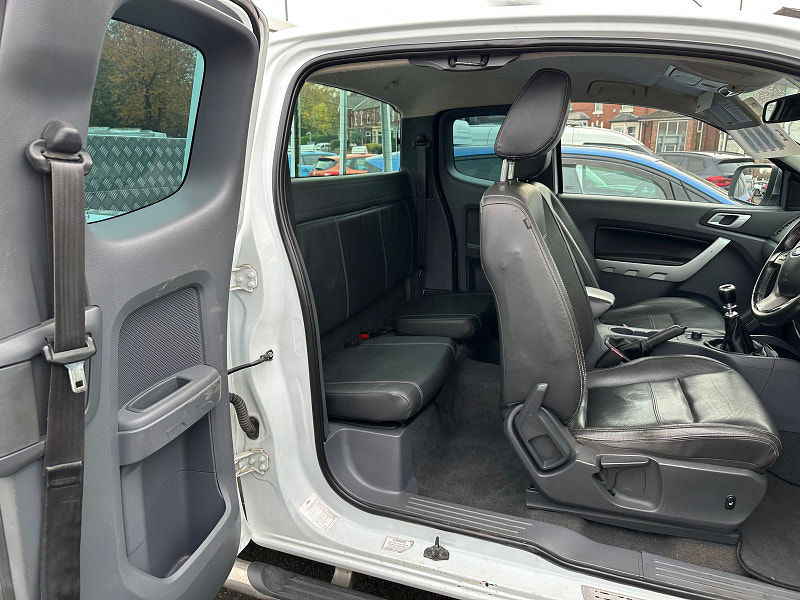 Ford Ranger 2.2L Limited Edition 4x4 TDCi Diesel Manual Euro 5 (148 bhp) 4dr Manual 2025