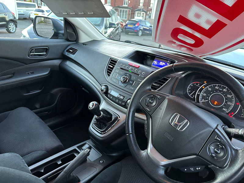 Honda CR-V 1.6L SE i-DTec 4x2 SUV 5dr Diesel Manual Euro 5 (118 bhp) 5dr Manual 2025