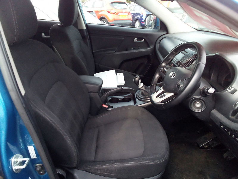 Kia Sportage 1.7L 1 CRDi SUV 5dr Diesel Manual Euro 5 (114 bhp) 5dr Manual 2025