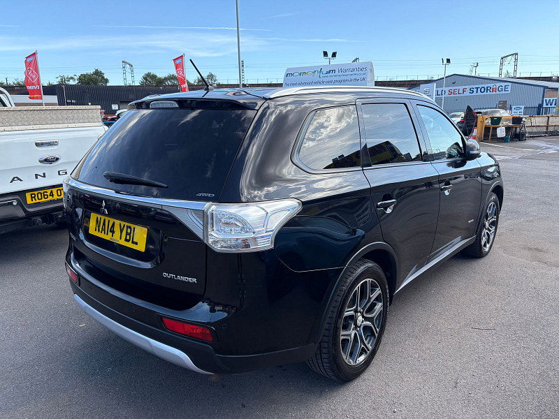 Mitsubishi Outlander 2.3L GX 3 DI-D SUV 5dr Diesel Manual Euro 5 (147 bhp) 5dr Manual 2025