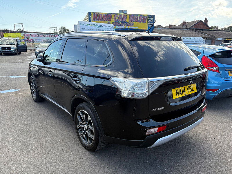 Mitsubishi Outlander 2.3L GX 3 DI-D SUV 5dr Diesel Manual Euro 5 (147 bhp) 5dr Manual 2025