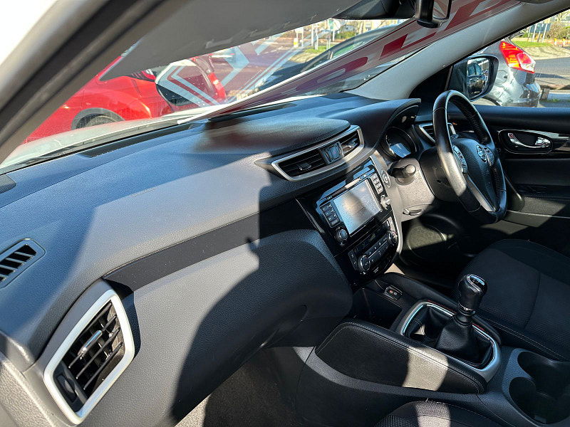 Nissan Qashqai 1.5 dCi Acenta Premium SUV 5dr Diesel Manual 2WD Euro 5 (s/s) (110 ps) 5dr Manual 2026