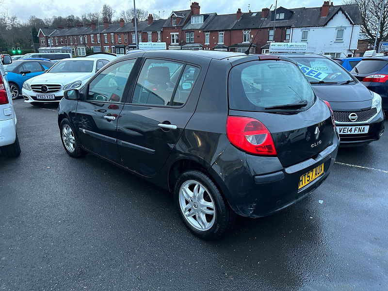 Renault Clio 1.1L Dynamique T 100 Hatchback 5dr Petrol Manual Euro 4 (99 bhp) 5dr Manual 2025