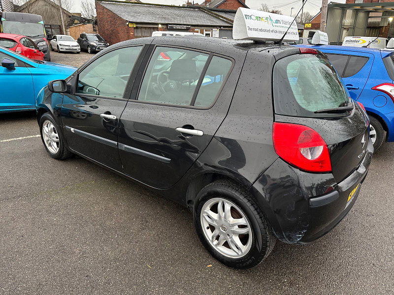 Renault Clio 1.1L Dynamique T 100 Hatchback 5dr Petrol Manual Euro 4 (99 bhp) 5dr Manual 2025
