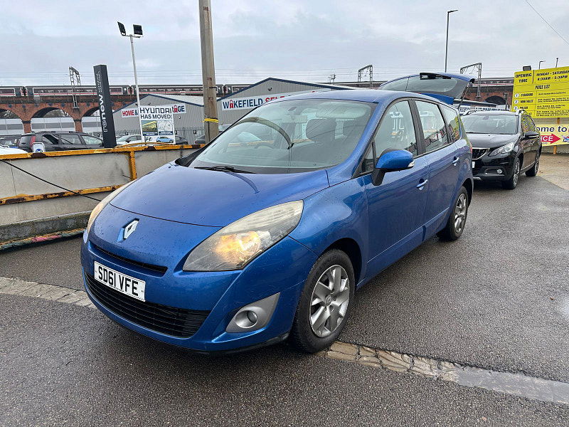 Renault Grand Scenic 1.5 dCi Expression MPV 5dr Diesel Manual Euro 5 (110 ps) 5dr Manual 2026