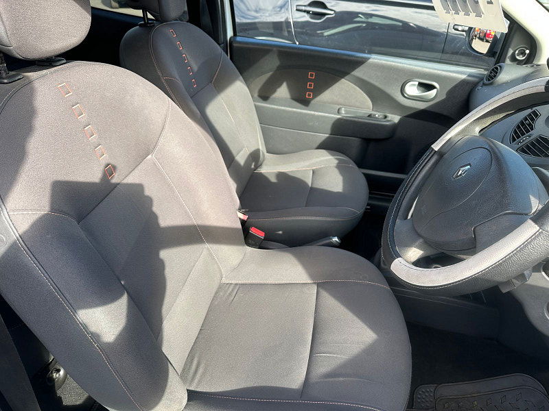 Renault Twingo 1.1L Extreme 60 Hatchback 3dr Petrol Manual Euro 4 (60 bhp) 3dr Manual 2025