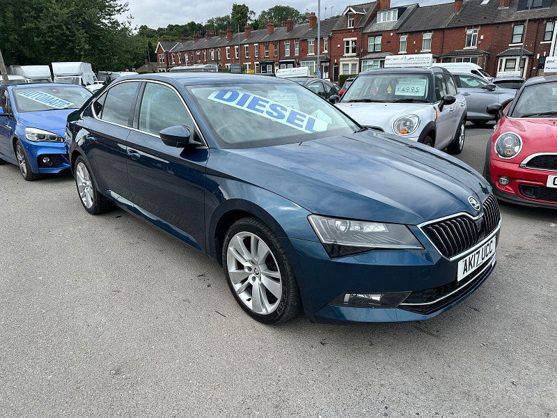 Skoda Superb 2.0L SE L Executive TDI Hatchback 5dr Diesel Manual Euro 6 (148 bhp) 5dr Manual 2025