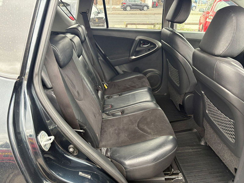 Toyota RAV4 2.2L XT-R D-4D SUV 5dr Diesel Manual Euro 5 (150 bhp) 5dr Manual 2025