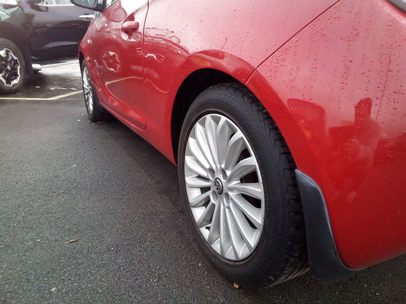 Vauxhall ADAM 1.2L Adam Glam Hatchback 3dr Petrol Manual Euro 6 (69 bhp) 3dr Manual 2025