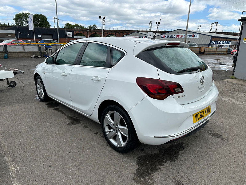 Vauxhall Astra 1.6L SRI Hatchback 5dr Petrol Manual Euro 5 (113 bhp) 5dr Manual 2025