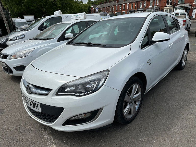 Vauxhall Astra 1.6L SRI Hatchback 5dr Petrol Manual Euro 5 (113 bhp) 5dr Manual 2025