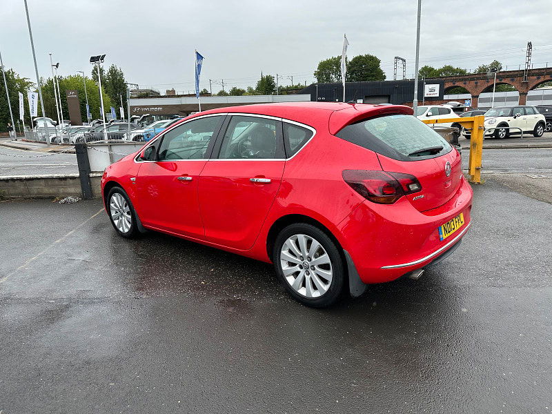 Vauxhall Astra 2.0L Elite CDTI Auto Hatchback 5dr Diesel Automatic Euro 5 (163 bhp) 5dr Automatic 2025