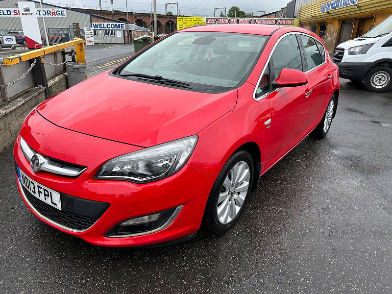 Vauxhall Astra 2.0L Elite CDTI Auto Hatchback 5dr Diesel Automatic Euro 5 (163 bhp) 5dr Automatic 2025