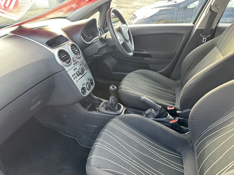 Vauxhall Corsa 1.2i 16v Club Hatchback 5dr Petrol Manual (139 g/km, 79 bhp) 5dr Manual 2026