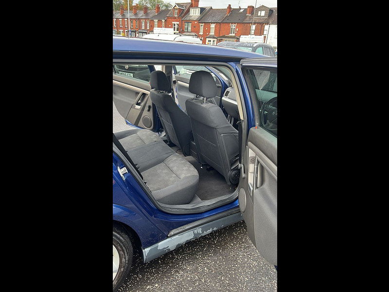 Vauxhall Vectra 2.2L  SRi Auto Estate 5dr Petrol Automatic Euro 4 (155 bhp) 5dr Automatic 2025