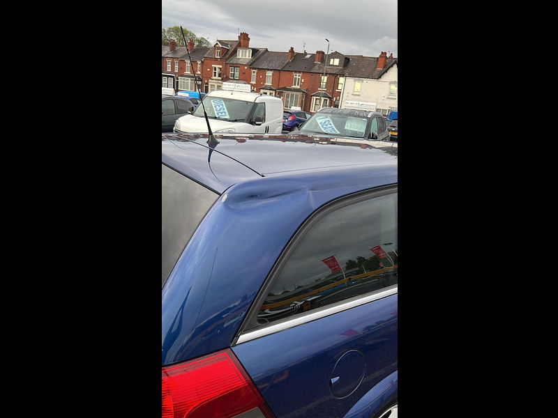 Vauxhall Vectra 2.2L  SRi Auto Estate 5dr Petrol Automatic Euro 4 (155 bhp) 5dr Automatic 2025