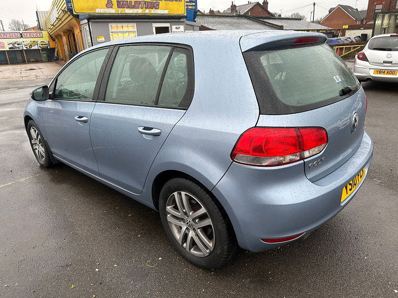 Volkswagen Golf 1.6L SE TDI Hatchback 5dr Diesel Manual Euro 4 (105 bhp) 5dr Manual 2025