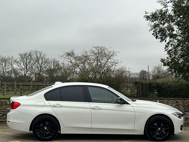 BMW 3 Series 2.0 320d Sport Auto Euro 5 (s/s) 4dr 4dr Automatic 2025