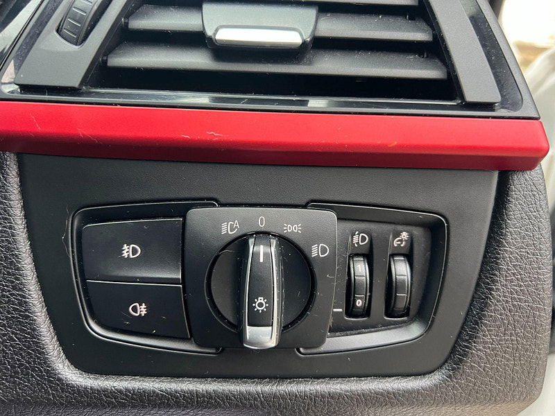 BMW 3 Series 2.0 320d Sport Auto Euro 5 (s/s) 4dr 4dr Automatic 2025