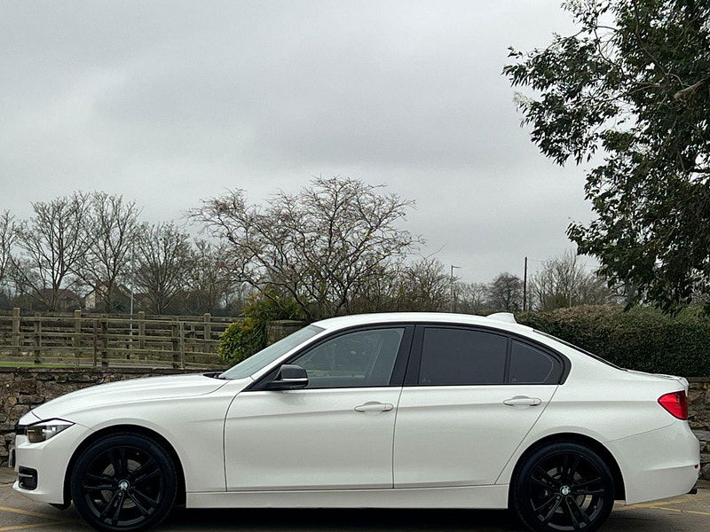 BMW 3 Series 2.0 320d Sport Auto Euro 5 (s/s) 4dr 4dr Automatic 2025