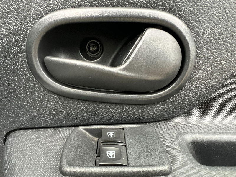 Dacia Sandero 1.0 SCe Ambiance Euro 6 5dr 5dr Manual 2025