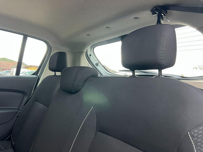 Dacia Sandero 1.0 SCe Ambiance Euro 6 5dr 5dr Manual 2025