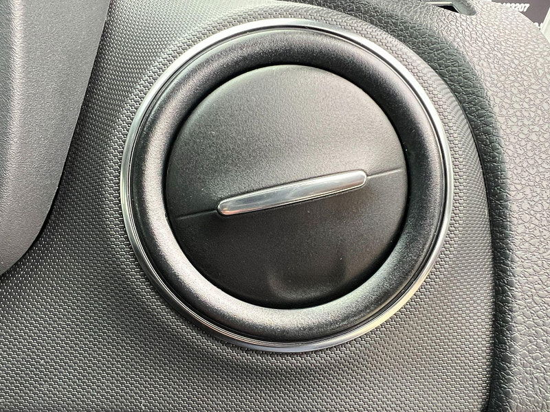 Dacia Sandero 1.0 SCe Ambiance Euro 6 5dr 5dr Manual 2025