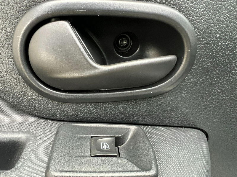 Dacia Sandero 1.0 SCe Ambiance Euro 6 5dr 5dr Manual 2025