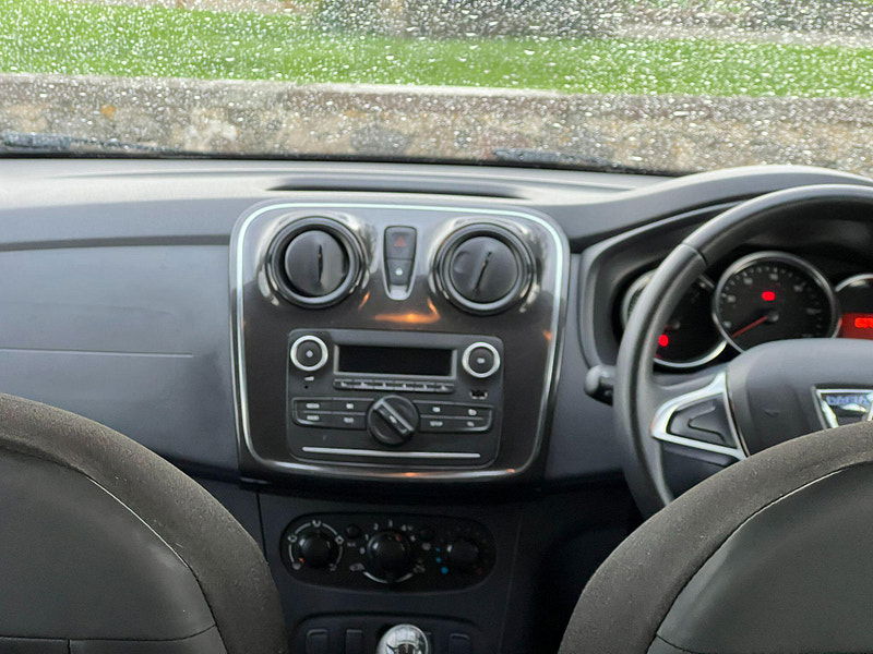 Dacia Sandero 1.0 SCe Ambiance Euro 6 5dr 5dr Manual 2025