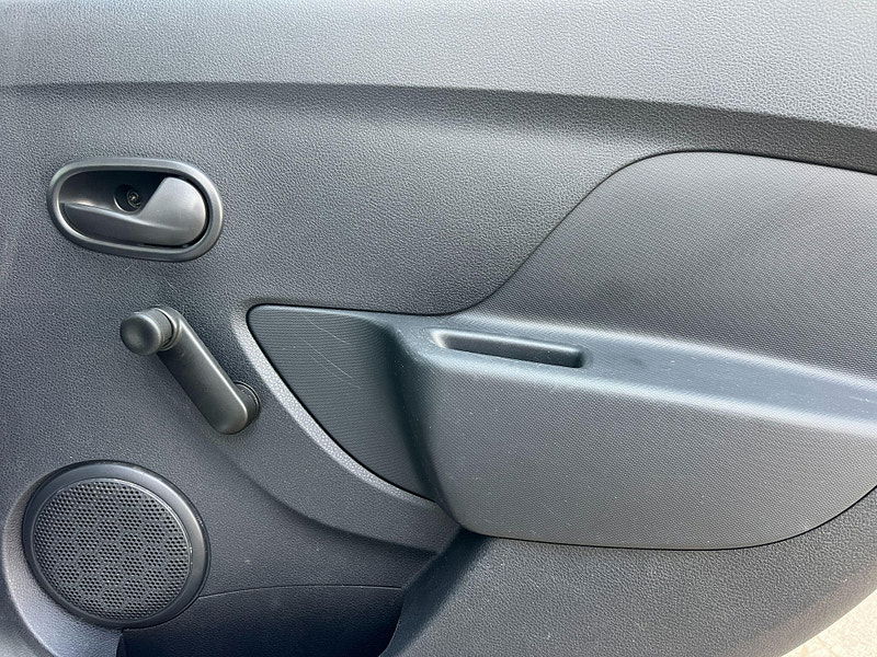 Dacia Sandero 1.0 SCe Ambiance Euro 6 5dr 5dr Manual 2025