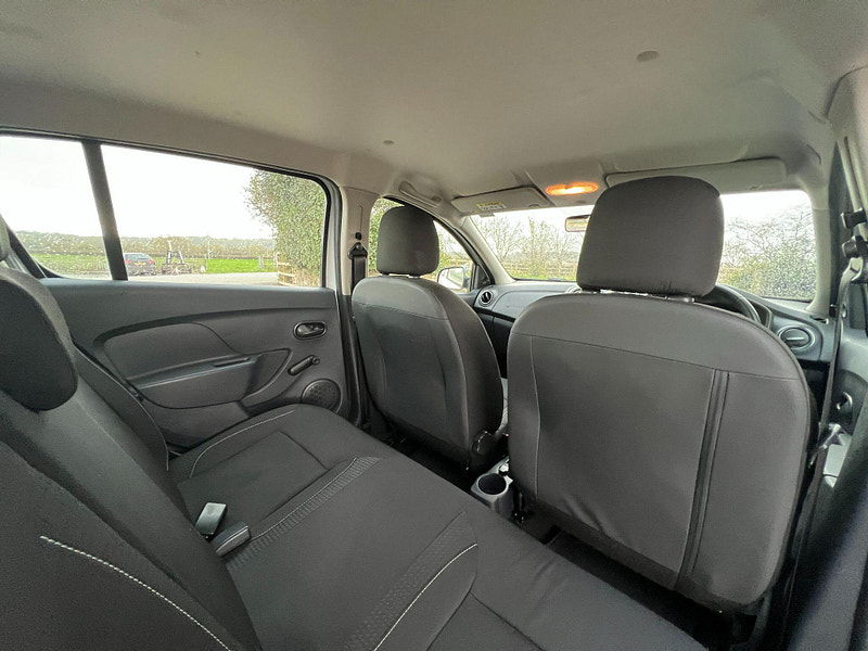 Dacia Sandero 1.0 SCe Ambiance Euro 6 5dr 5dr Manual 2025