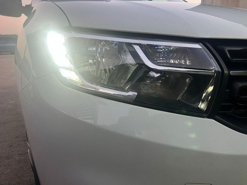 Dacia Sandero 1.0 SCe Ambiance Euro 6 5dr 5dr Manual 2025