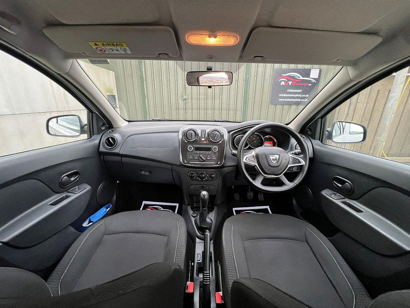 Dacia Sandero 1.0 SCe Ambiance Euro 6 5dr 5dr Manual 2025