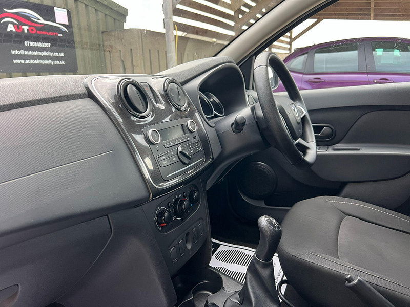 Dacia Sandero 1.0 SCe Ambiance Euro 6 5dr 5dr Manual 2025