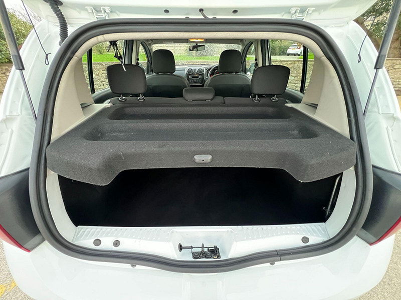 Dacia Sandero 1.0 SCe Ambiance Euro 6 5dr 5dr Manual 2025